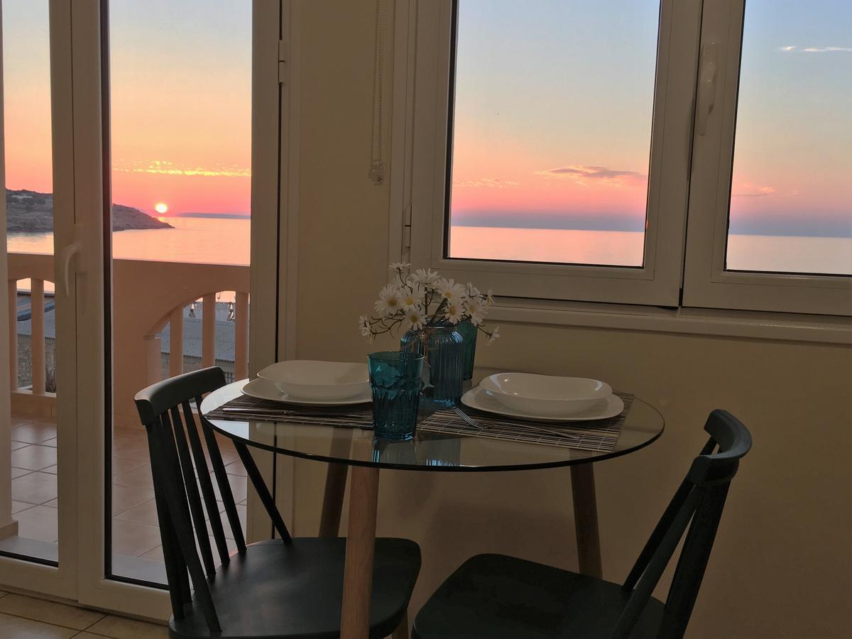Koumpe Blue Sea View Apartment  Rethymnon Exterior foto